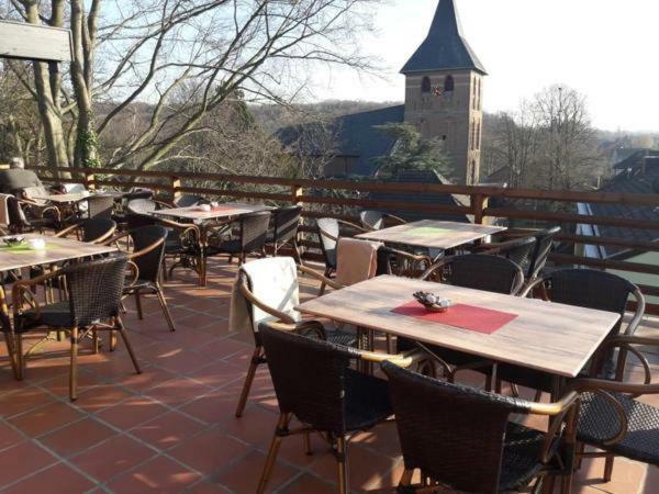 Burg Wassenberg Hotel Exterior photo
