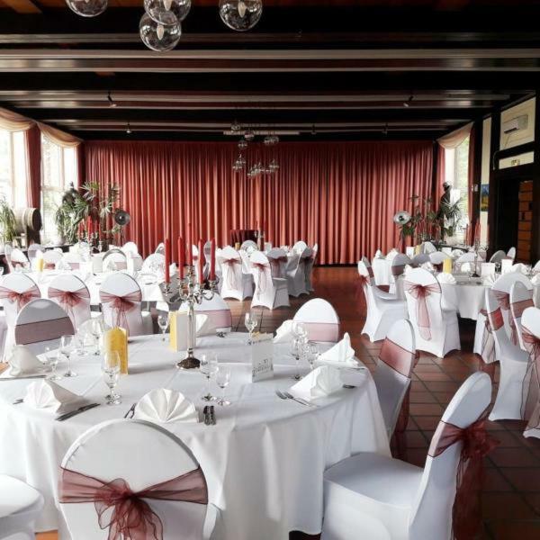 Burg Wassenberg Hotel Exterior photo